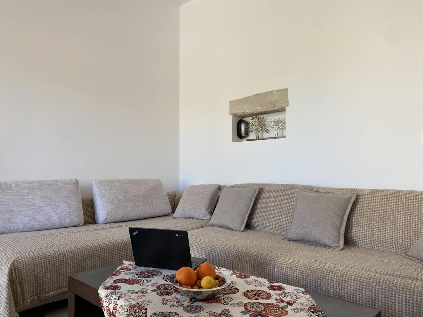 Orphanos Apartment 卡米拉日 外观 照片